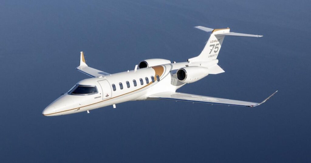 Learjet 75 light jet – ideal for short to mid-range flights
